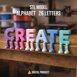 Pode incluir: A palavra "CREATE" em letras coloridas impressas em 3D com pernas articuladas, em uma superfície de madeira. As letras são roxas, rosa, rosa claro, azuis e verde-azulado. O texto na parte superior diz "STL MODEL ALPHABET 26 LETTERS".