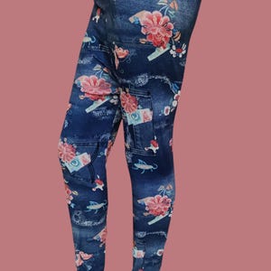 Leggings con estampado floral de mezclilla azul: ropa diaria elástica y elegante, ropa deportiva para mujer, mallas para mujer, pantalones de yoga estampados, jeggings