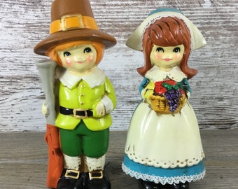 Vintage Napcoware Pilgrim Boy and Girl Figurines Thanksgiving M 8228 Japan