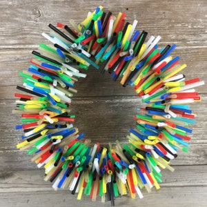 Lg. Silly Sid Straw Wreath, Large Bird Toy