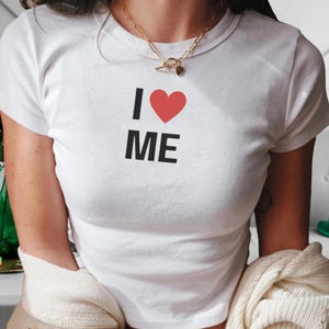 Y2K 'I Heart Me' Baby Tee: Trendy Cropped Top