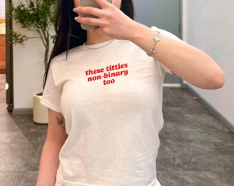 Deze tieten nonbinary Too baby-T-shirt | Grappig Pride-shirt | LGBTQ-T-shirt Cadeaus voor haar | Lesbisch homoshirt Homo-biseksueel shirt Non-binaire top