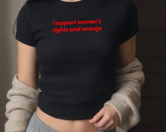 女性の権利と不当性を支持するベビーTシャツ | Y2K 90年代風シャツ | 彼女へのギフト | コケットフェミニストグラフィックTシャツ | フェミニントップス