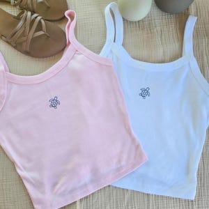 Geborduurde tanktop strand | Zomer baby-T-shirt zeeschildpad | Crop tanktop voor meisjes, oceaanblauw | Kusttanktop | Y2K-cadeau voor haar | Trendy strandtop