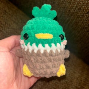 Small Mallard Duck Crochet Plushie | Handcrafted Amigurumi Duck Toy | Cute and Soft Duckling Plush | Perfect Gift for Animal Lovers