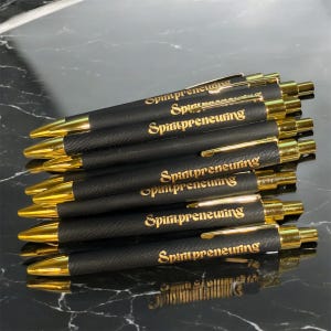 Personalized Engraved Pens - Bulk Orders of Custom Business & Promotional Pens for any Event or Celebration. Add your text or logo.