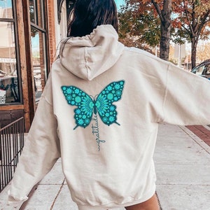Butterfly Sweatshirt, Vintage Butterfly Hoodie, Womens Sweatshirts, Gift for Girlfriend, Grateful, Oversized Sweatshirt, Retro Unisex Hoodie