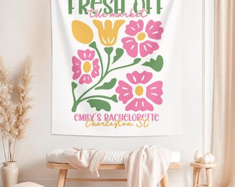 Bannière personnalisée « Fraîchement sortie du marché » pour enterrement de vie de jeune fille ; toile de fond mignonne et esthétique de marché fermier pour fête prénuptiale ; panneau tendance et luxueux pour enterrement de vie de jeune fille ; tapisserie