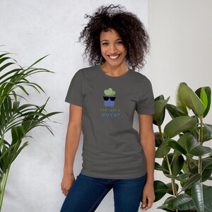 Funny Plant Lover Can I Get A Hoya t-shirt, Hoya shirt, plant mom, cute plant shirt, plant humor shirt, Hoya Kerrii, Hoya Heart Plant