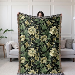 Dark Academia Cottagecore Floral Woven Blanket Keepsake Gift for Mother's Day Vintage Green Cozy Picnic Blanket Rustic Artsy Mom Aesthetic