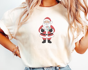 Comfort Colors Mahjong Christmas Shirt Santa Holding Mahjong Tiles Gift for Mahjong Club Gift Holiday Game Night T-shirt Mahjong Group Tee