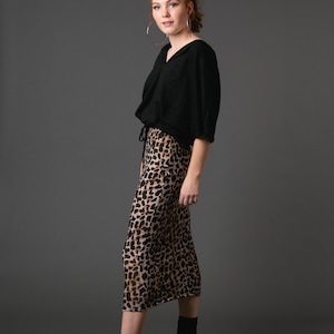 Cheetah Pencil Skirt image 3