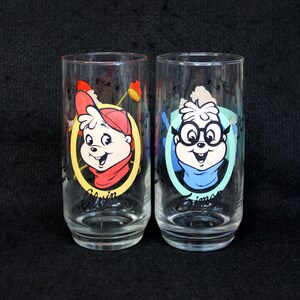Vintage Pair of Collectors Glass Tumblers Featuring The Chipmunks Alvin & Simon by Bagdasarian Productions