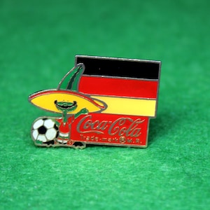 World Cup Mexico 1986 Mascot Pique with Participant Germany Flag Coca Cola Collectors Brooch Pin