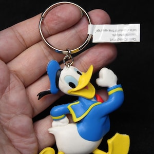 Vintage Disney Donald Duck Walking Figure Rubber 4.75" Large Keychain, Keyring image 3