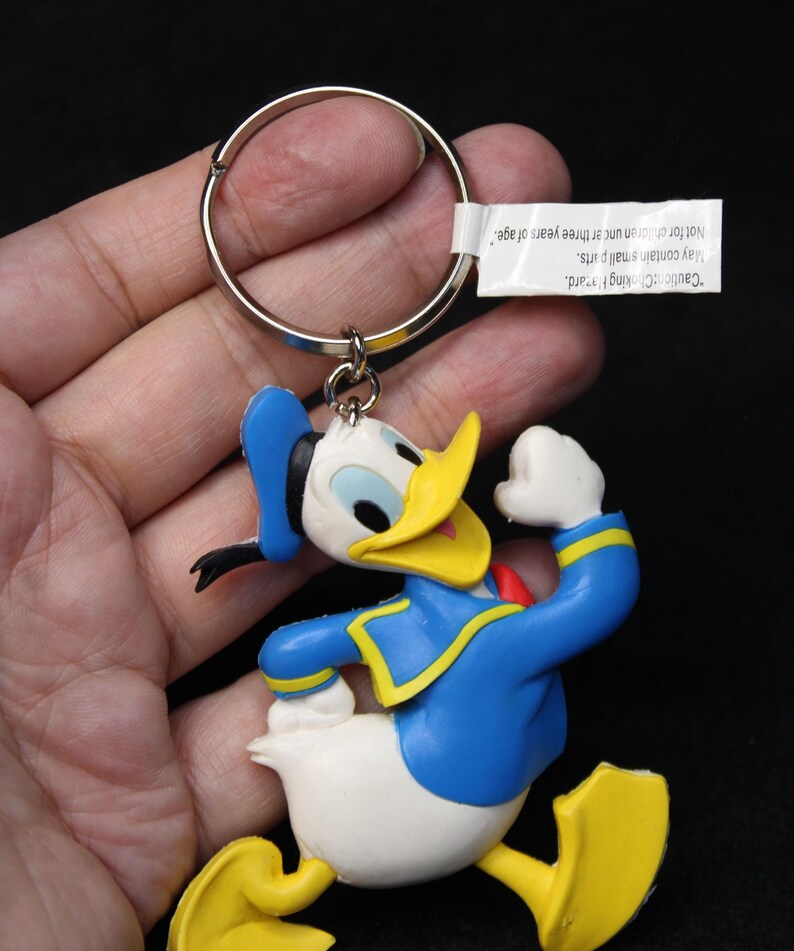Vintage Disney Donald Duck Walking Figure Rubber 4.75" Large Keychain, Keyring image 3