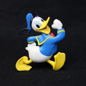 Vintage Disney Donald Duck Walking Figure Rubber 4.75" Large Keychain, Keyring image 1