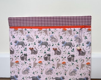 SMALL Stitcher's Pouch | Springtime in Paris
