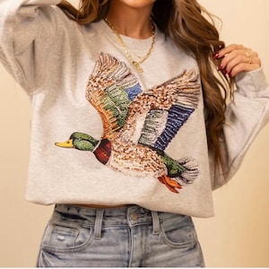 Enten-Sweatshirt mit Funkeleffekt, Gedrucktes Fliegende Ente im Bling-Stil Rundhalsausschnitt, Grafisches Sweatshirt im Faux-Strass-Look, Country Western Duck Shir