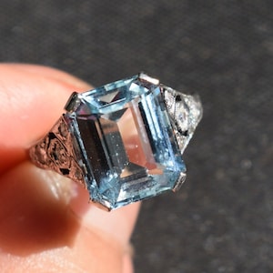 Edwardian Platinum Diamond Emerald Cut Solitaire Aquamarine Dinner Ring Size 5.25