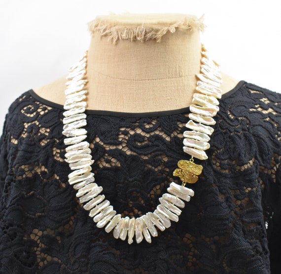 Designer Biwa Pearl Necklace with 14K Yellow Gold… - image 1