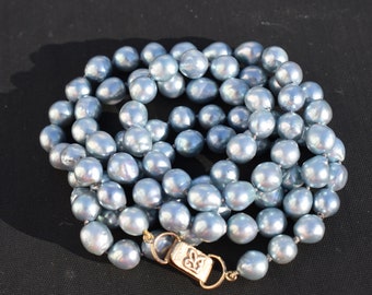 Vintage Ming's of Honolulu 14K Yellow Gold Cultured Blue Gray Baroque Pearl Opera Length Necklace 31"