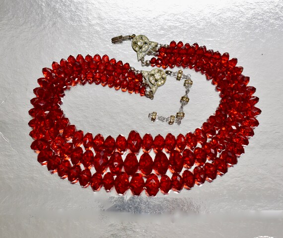 Festive Three Strand Faceted Cherry Red Lucite Ac… - image 8