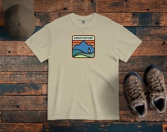 Outdoor Great Nature T-Shirt, Outdoor Retro Style Tee, Relaxed Baggy Shirt, Vintage Tee, Comfort Colors 1717,  Mountain Hiking Badge Tshirt