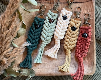 Macramé Loop Keychain With Carabiner - Etsy