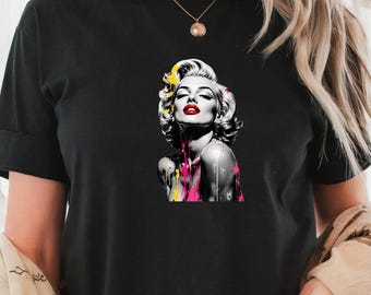 Marilyn Monroe Graphic T-Shirt / Marilyn Monroe Graphic Tee / Hollywood Star Graphic T-Shirt / Fashion Graphic T-Shirt