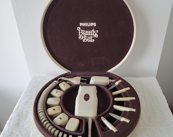 Vintage Philips Beauty Set '70 15-piece shave-kit/manicure/pedicure collectible