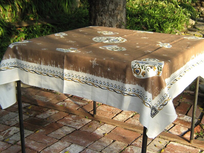 Vintage printed linen tablecloth 1950s square brown unused flowers
