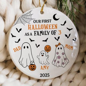Spersonalizowana ozdoba na nasze pierwsze Halloween jako rodzina trzyosobowa, upiorny sezon z uroczymi duchami, pamiątka rodzinna, prezenty dla nowych rodziców na Halloween