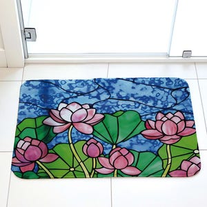 Alfombra de baño con diseño de loto y vitral, diseño de mosaico de nenúfar, alfombra de ducha antideslizante con diseño floral, decoración relajante, regalo de inauguración de la casa.