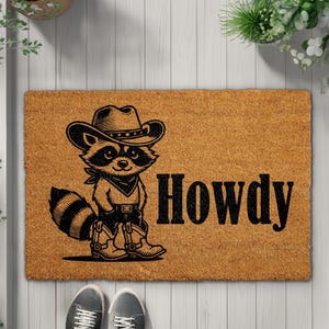 Howdy Raccoon Doormat, Cowboy Raccoon Welcome Mat, Western Animal Door Mat, Rustic Farmhouse Decor, Country Floor Rug, Housewarming Gift