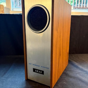 vintage Akai SW-30 Jet Stream book shelf Speaker (1pc)