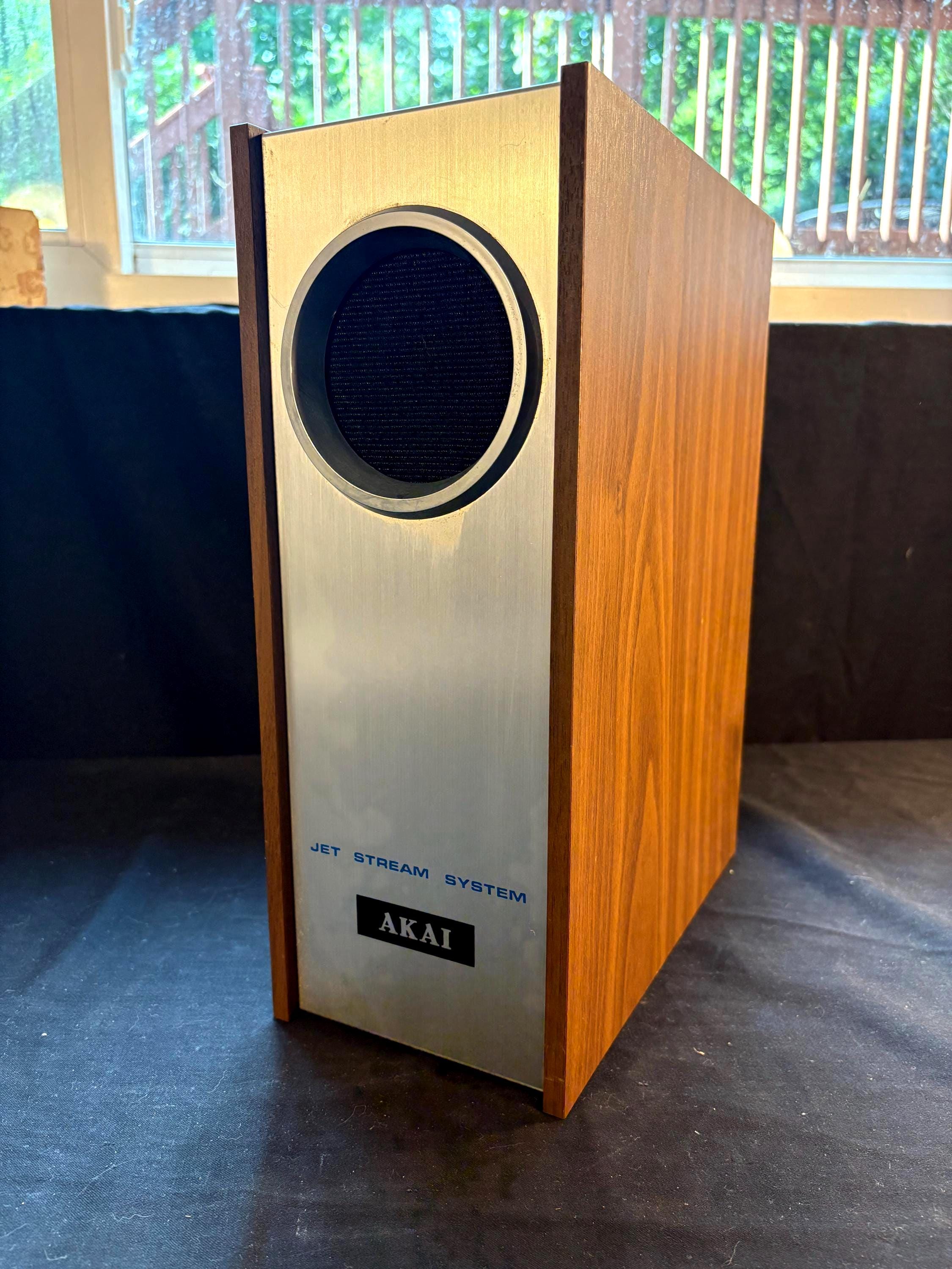 AKAI JET STREAM SYSTEM (アカイ バックロードホーン) AKAI JET STREAM SYSTEM (アカイ バックロードホーン) AKAI JET