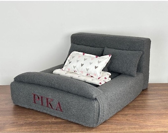 Mini sofá cama para perros de lujo, hecho a mano en tejido bouclé, mueble de diseño para mascotas con almohada, totalmente personalizable para que combine con tu estilo, regalo para amantes de las mascotas.