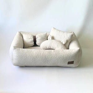 Milky White Luxurious Boucle Dog Bed, Perfect Gift for Pet lovers, Soft Dog Bed, Curly Teddy Dog lounger, Small and Medium Dog Bed