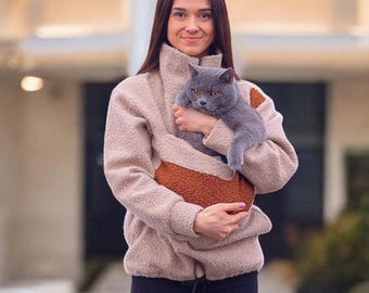 Bouclé Lambswool Pet Carrier Sweatshirt: Cozy Cat & Dog Mom Gift (1-7lbs)