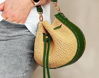 Raffia bag with olive leather strap, handmade boho shoulder purse, natural summer bucket bag, ready to ship