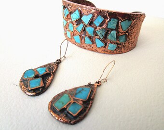 Vintage BELL TRADING POST 3 Pc Set Solid Copper Natural Turquoise Bracelet 58 Grams Earrings 11 Grams Free U.S. Shipping
