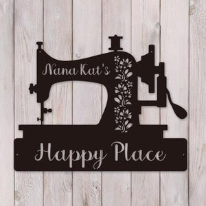 Gepersonaliseerde metalen naaibord, bord aangepaste naam naaikamer, bord naaimachine, bord quilten, naaikunst aan de muur, naaidecor, cadeau voor moeder