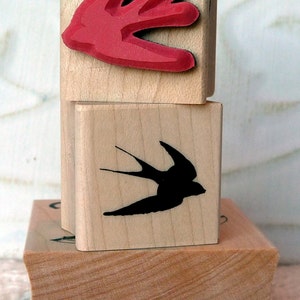 Swallow Silhouette bird rubber stamp from oldislandstamps