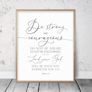Wees sterk en moedig, Joshua 1:9, afdrukbare muurkunst bijbelvers, christelijke geschenken, decor kinderkamer, schriftafdrukken, citaten uit de klas