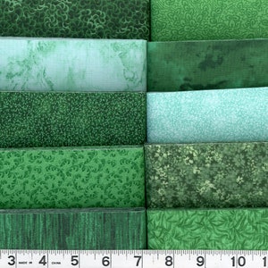 Classic Green Quilting Fabric Jelly Roll 40 - Strips