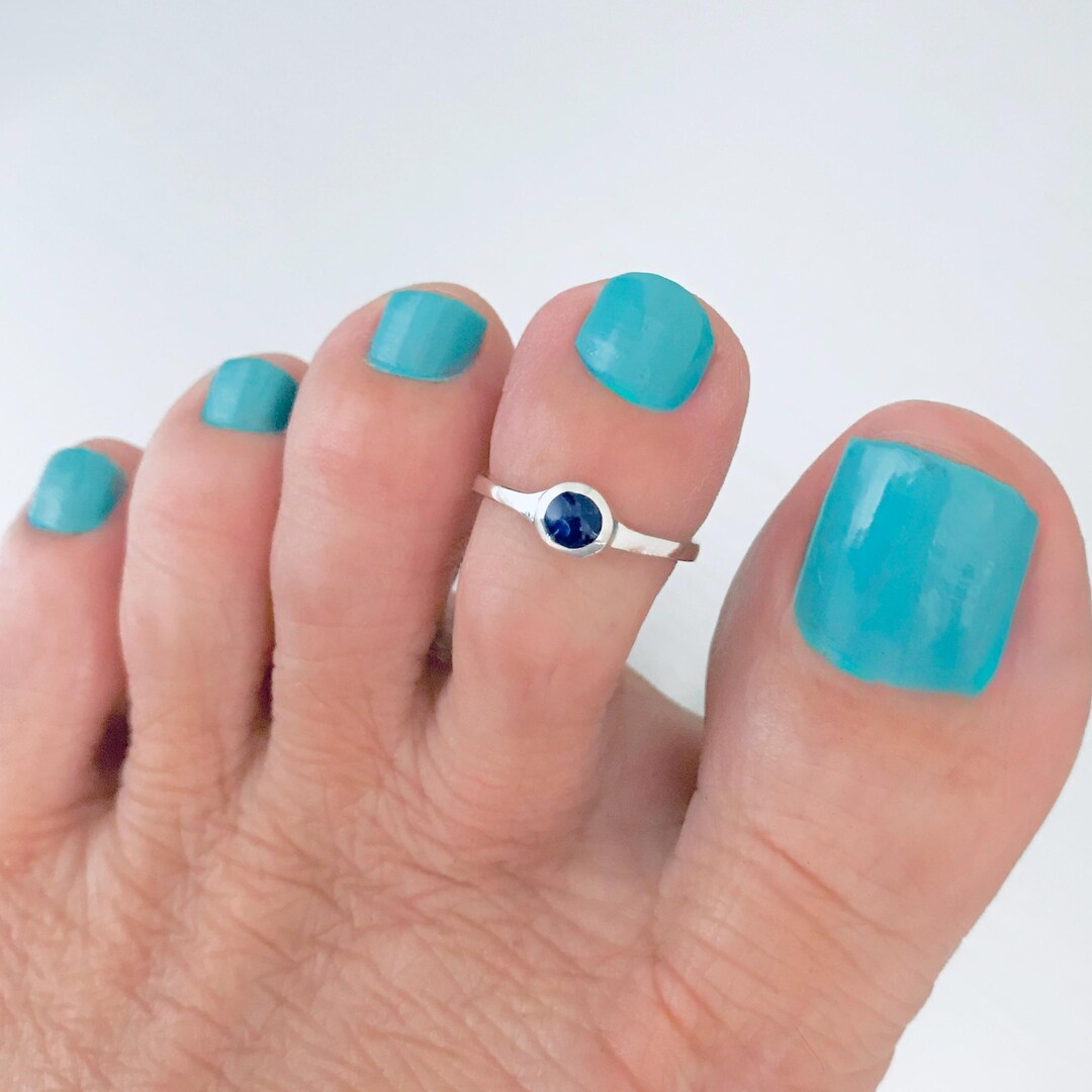 925 Sterling Silver Dainty Synthetic Sodalite Toe Ring: Silver Stone ...