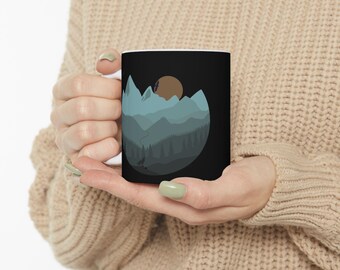 Bergslandskapsmugg i keramik, present till naturälskare, äventyrsinspirerad kaffekopp, vandringsdekor, present till friluftsmänniskor, campingmugg
