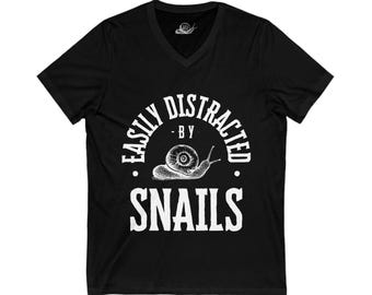 Leicht abgelenkt von Schnecken T-Shirt mit V-Ausschnitt für Schneckenliebhaber, perfektes Geschenk für Naturliebhaber, lässiger Sommerstil, lustiges Geschenk für Freunde
