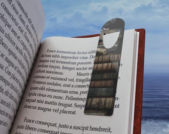 Vintage Library Metal Bookmark, Literary Gift, Book Lover Accessory, Reading Companion, Dark Academia Gift